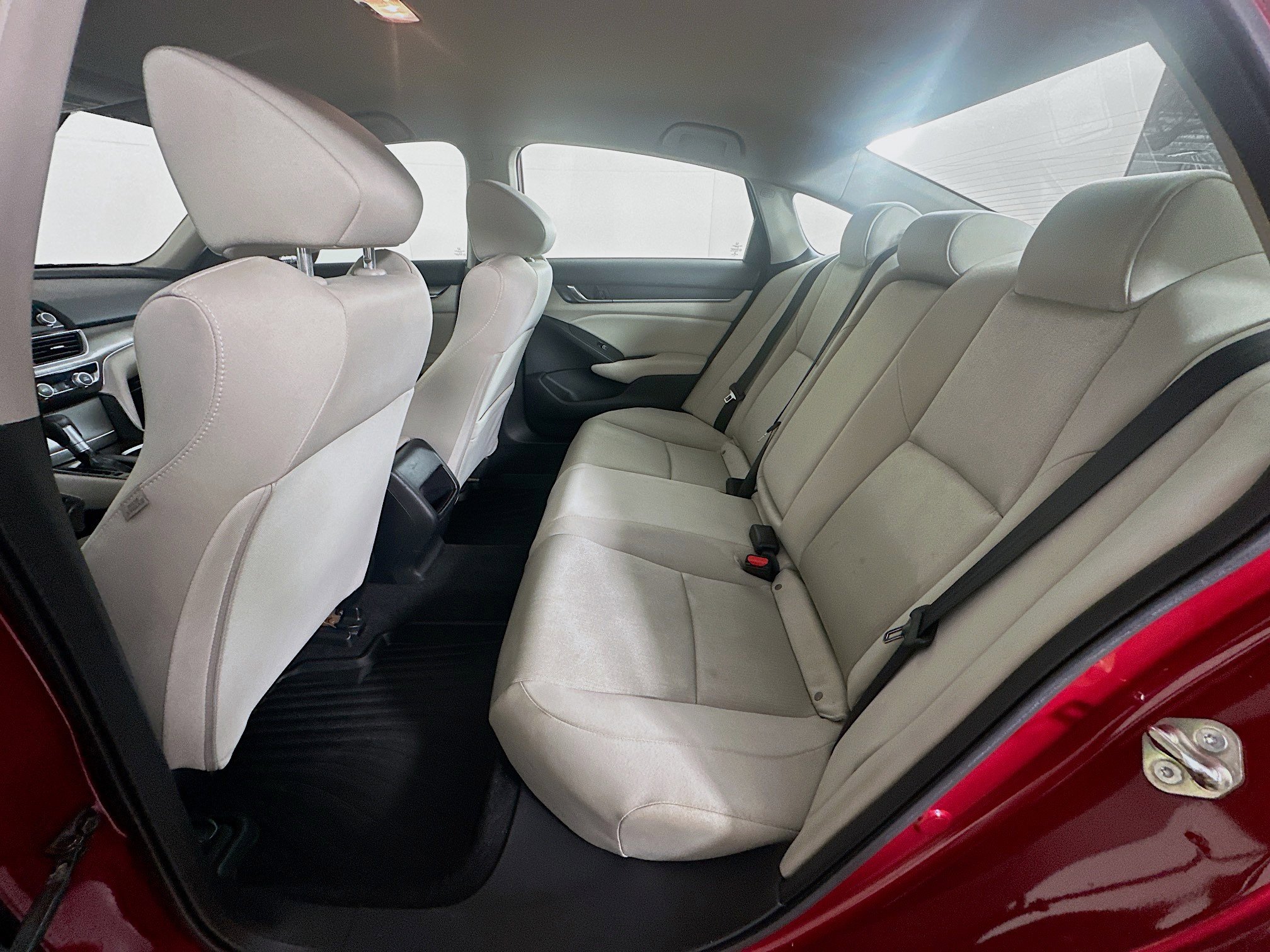 Used 2018 Honda Accord LX image 26