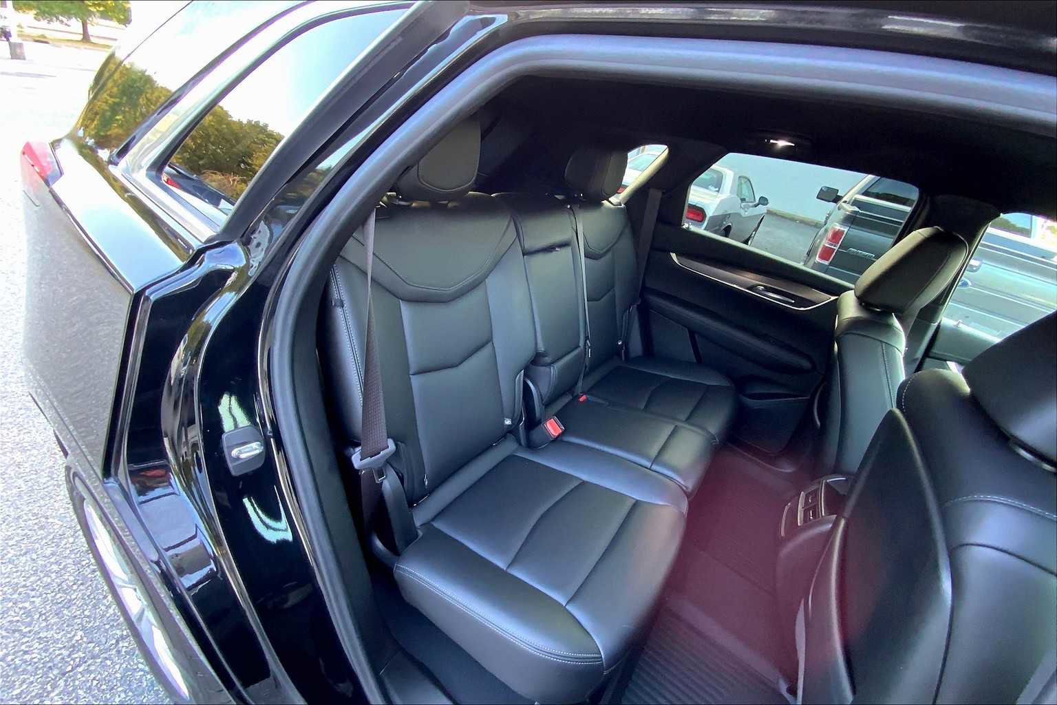 Used 2022 Cadillac XT5 Luxury image 36