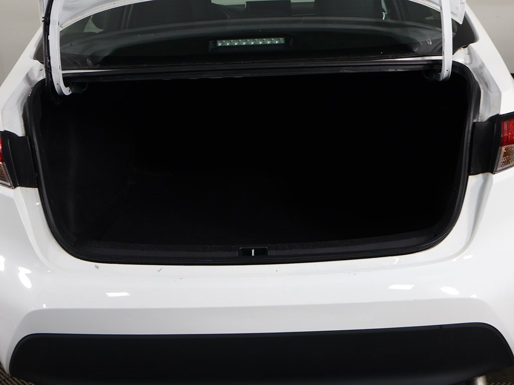 Used 2024 Toyota Corolla LE image 17