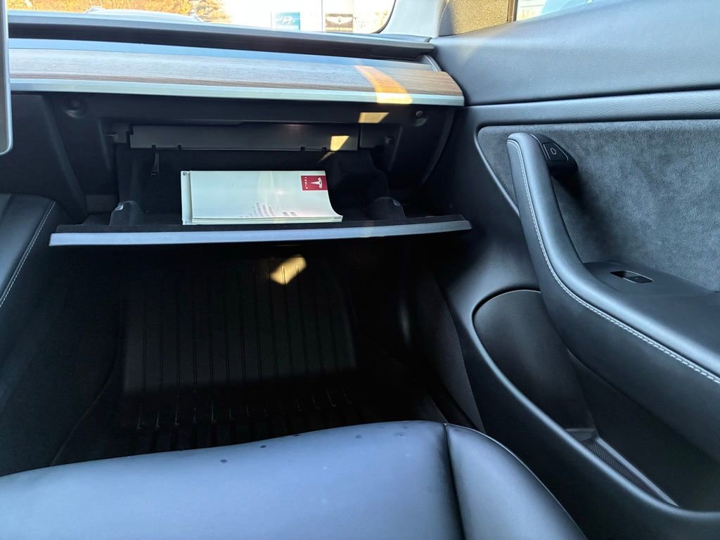 Used 2021 Tesla Model 3 Performance image 37