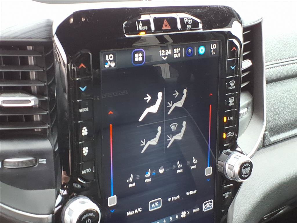 Used 2023 RAM 1500 Laramie AWD/4WD image 29