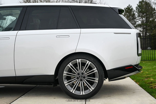 Used 2025 Land Rover Range Rover SE image 5