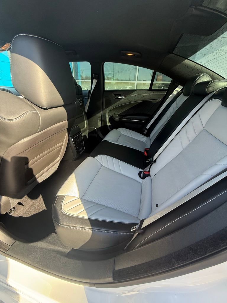Used 2023 Dodge Charger SRT Hellcat w/ Harman/Kardon Audio Group image 6