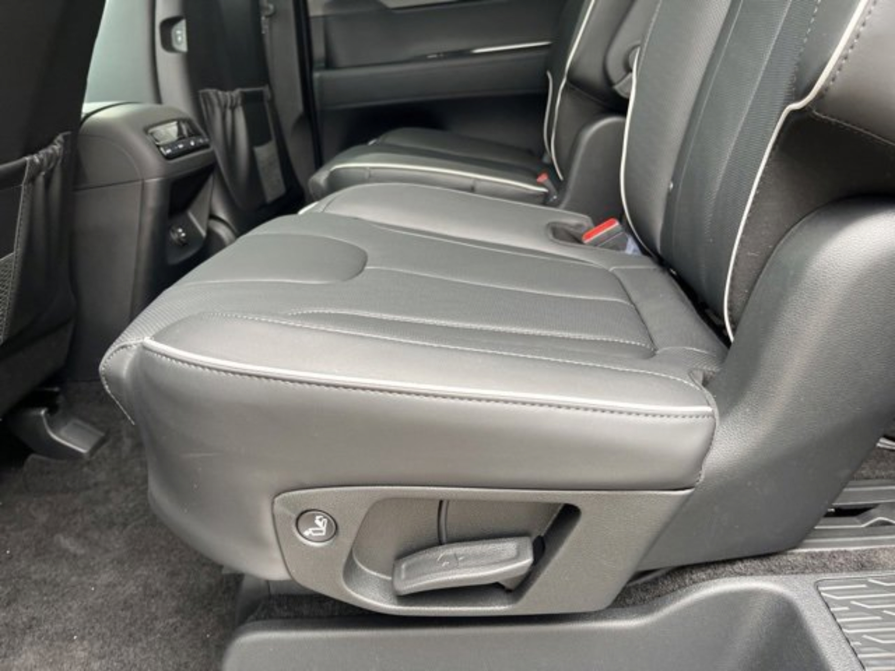 Used 2025 Hyundai Palisade XRT FWD image 37