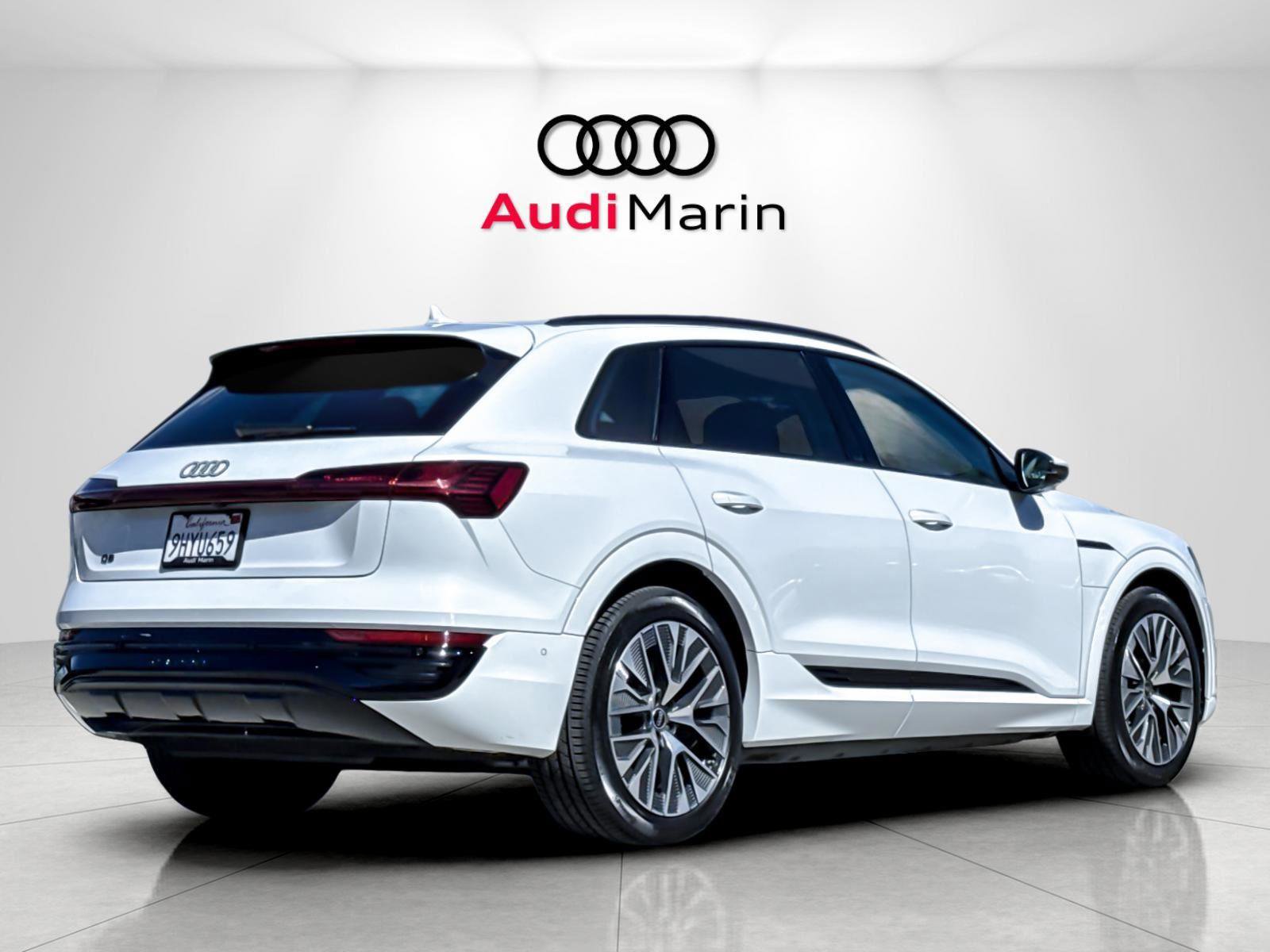 Used 2024 Audi Q8 e-tron Prestige w/ Prestige Package image 5