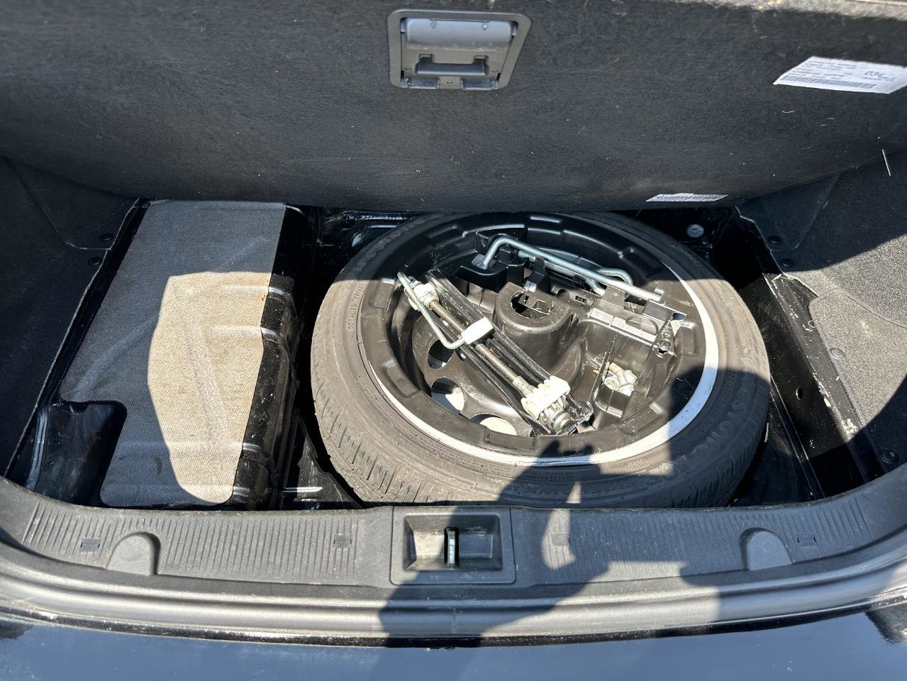 Used 2007 Mercedes-Benz CLK 350 Cabriolet image 35