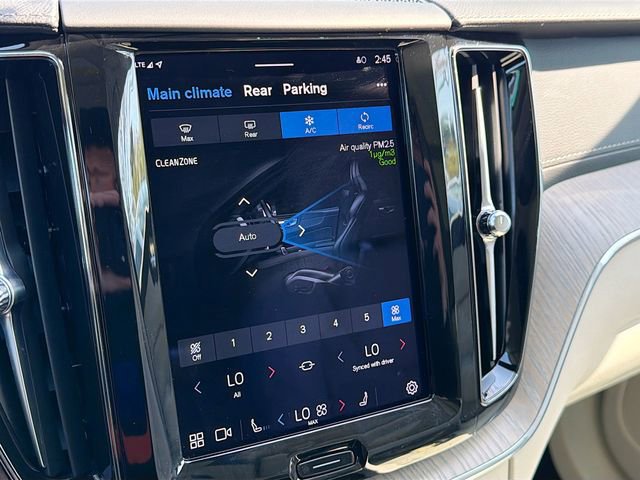 Used 2022 Volvo XC60 B6 Inscription w/ Advanced Package image 32