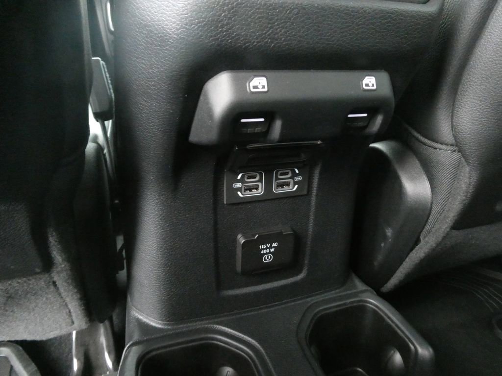 Used 2023 Jeep Gladiator Mojave w/ Cold Weather Group AWD/4WD image 21