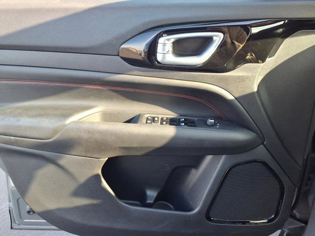 Used 2022 Jeep Compass Trailhawk image 22