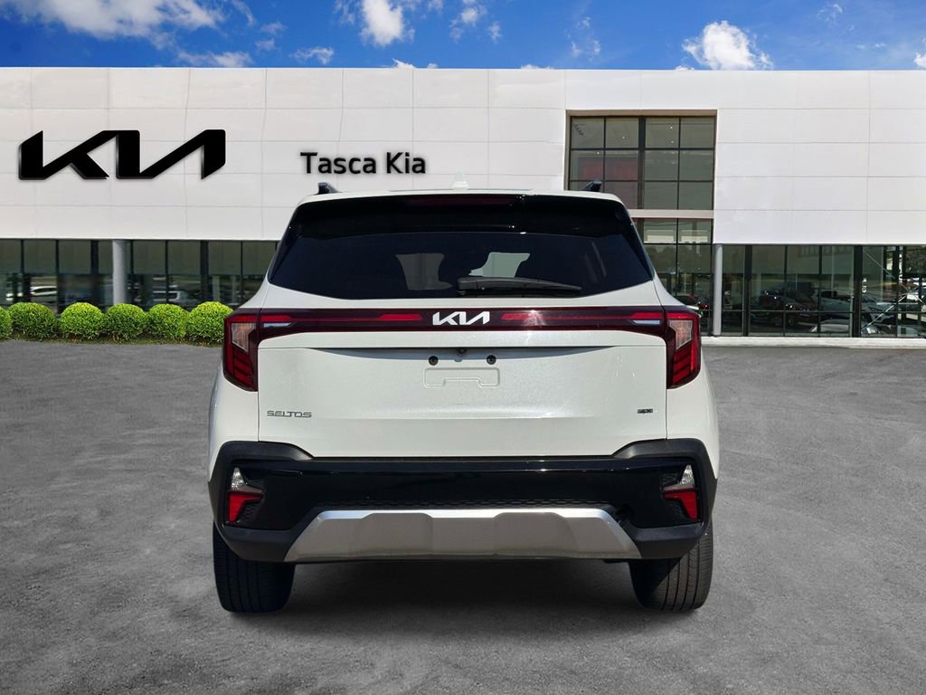 Used 2024 Kia Seltos SX AWD/4WD image 5