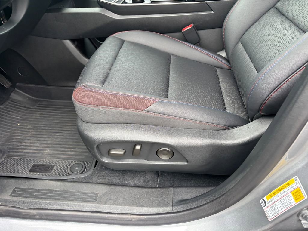 Used 2026 Chevrolet Equinox RS w/ LPO, Floor Liner Package image 23