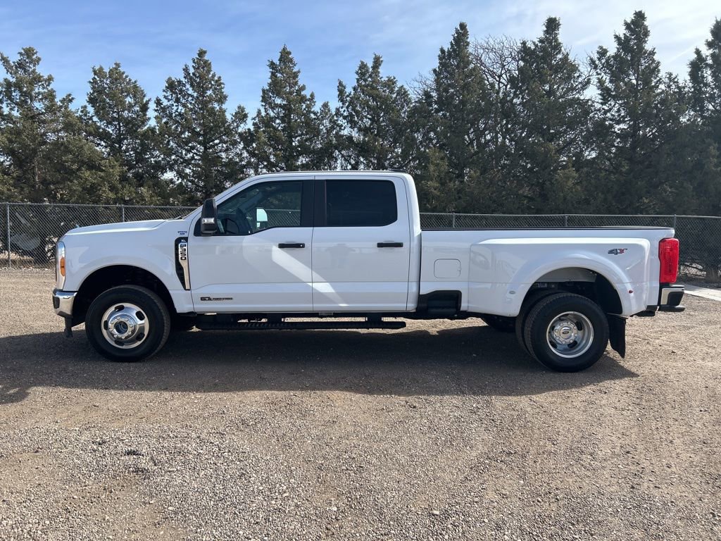 Used 2023 Ford F350 XL w/ XL Chrome Package image 3