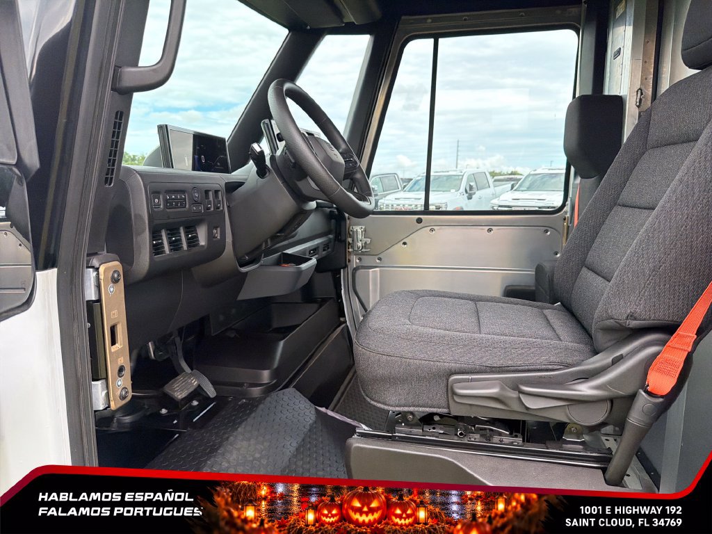 Used 2024 Chevrolet Brightdrop 400 w/ Commercial Equipment Package AWD/4WD image 13