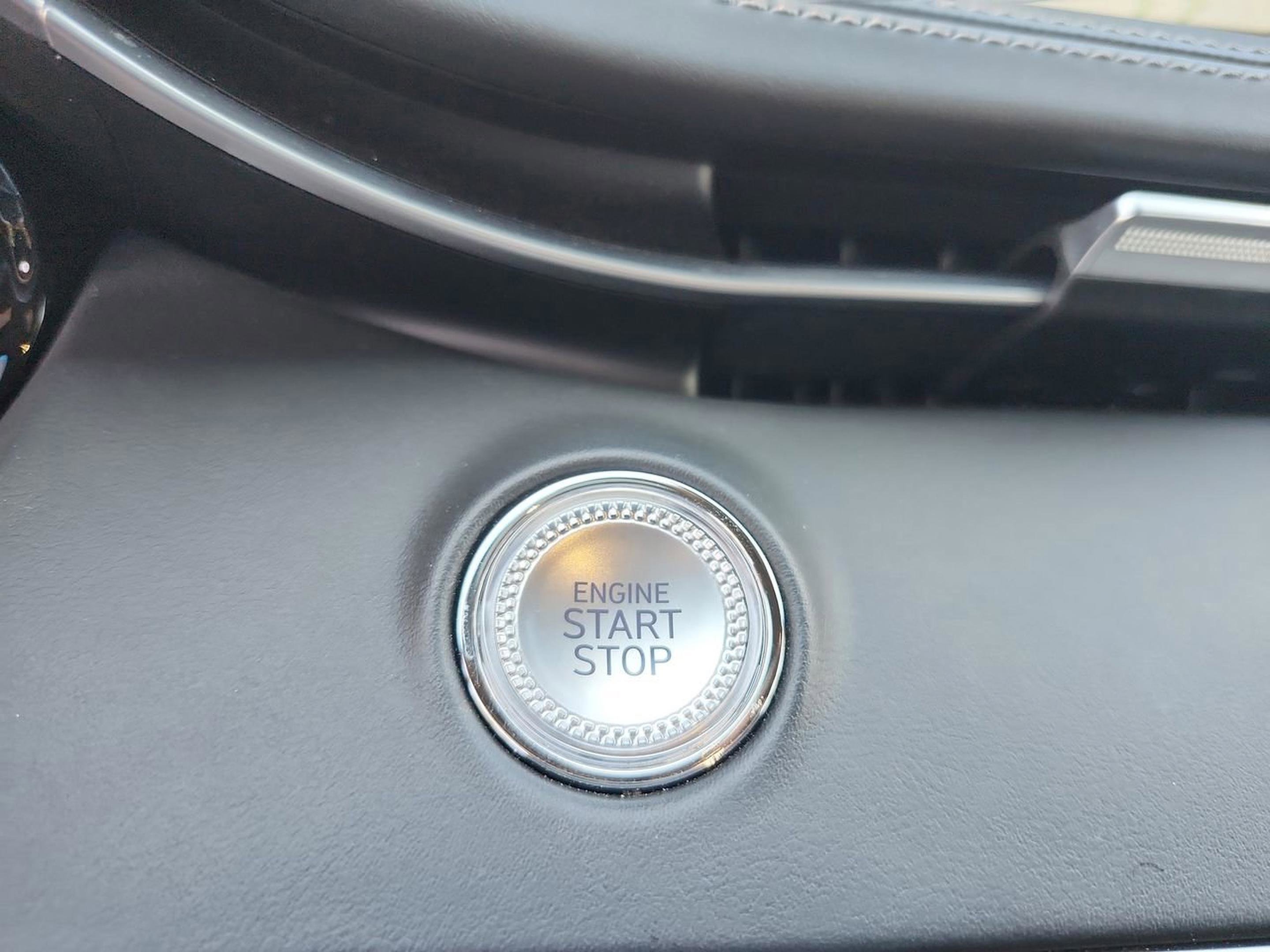 Used 2023 Genesis GV70 3.5T Sport w/ Sport Prestige Package AWD/4WD image 26