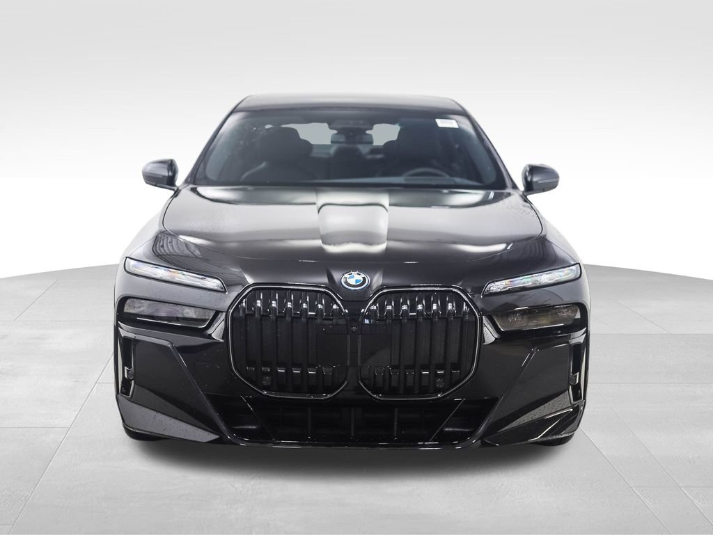 Used 2026 BMW 750e xDrive 750e xDrive w/ Executive Package image 8