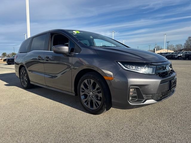 Used 2025 Honda Odyssey Touring image 8