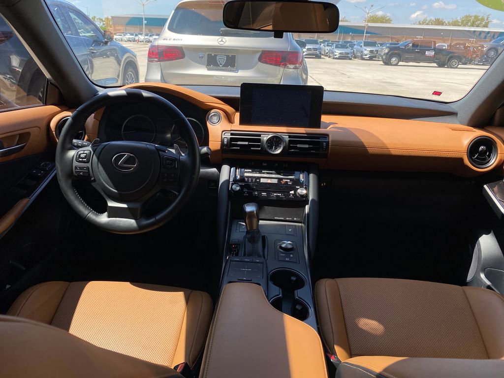 Used 2024 Lexus IS 350 F Sport RWD image 2