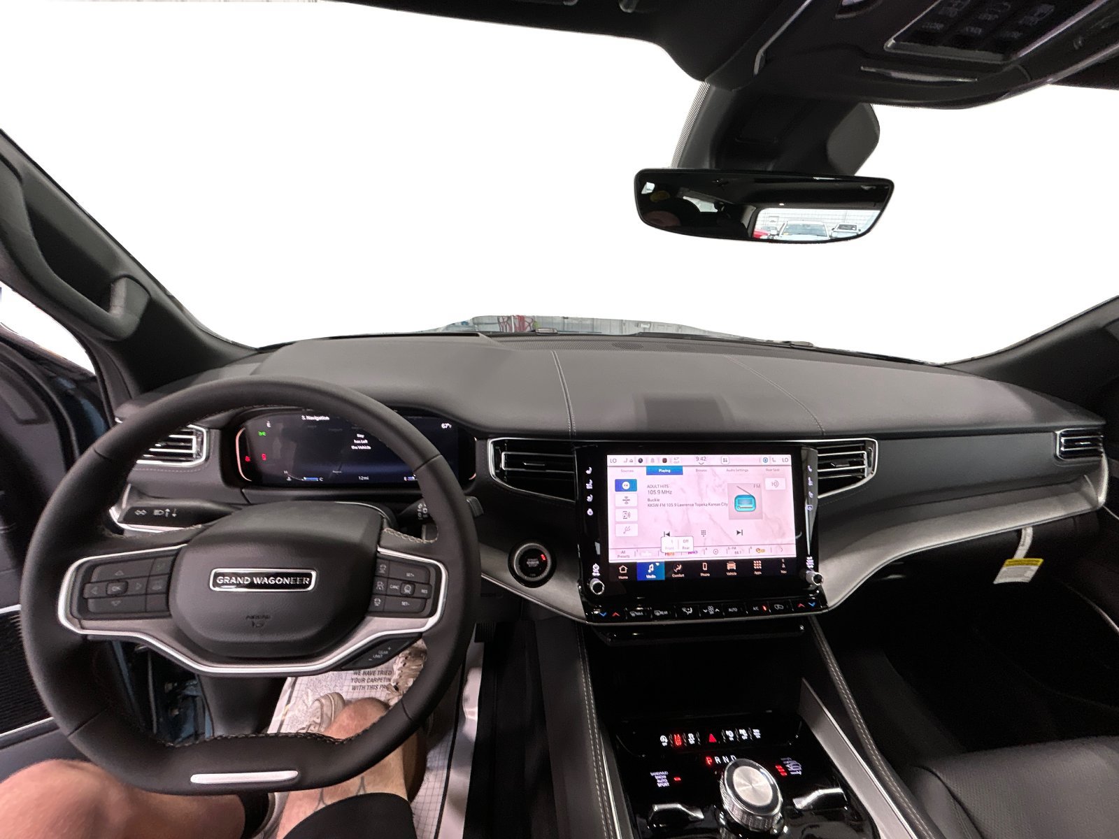 New 2026 Jeep Grand Wagoneer L Limited AWD/4WD image 20