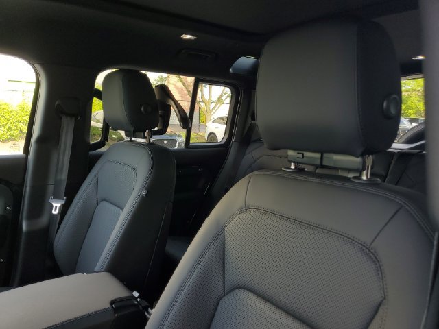 New 2026 Land Rover Defender 110 S AWD/4WD image 18