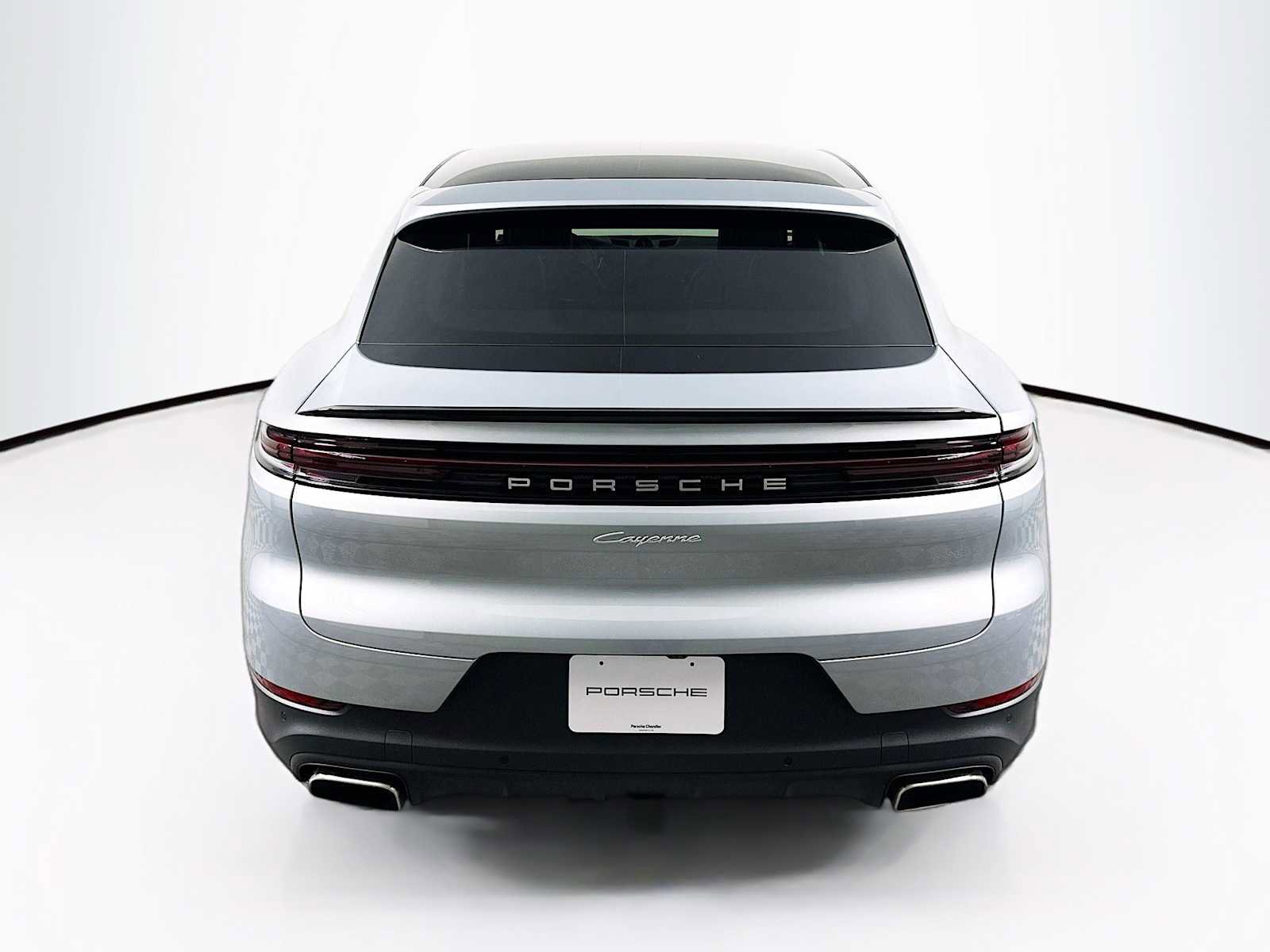 New 2025 Porsche Cayenne Coupe image 10