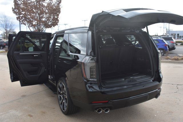 New 2026 Chevrolet Tahoe RST w/ RST Capability Package image 17