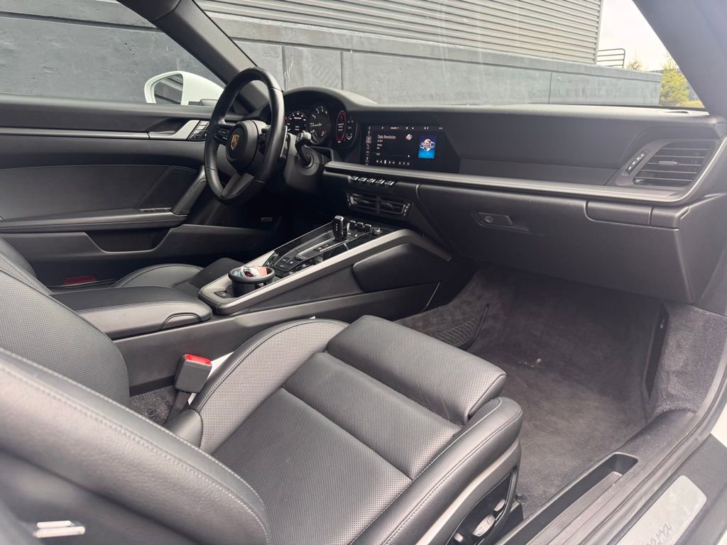 Certified 2021 Porsche 911 Carrera RWD image 18
