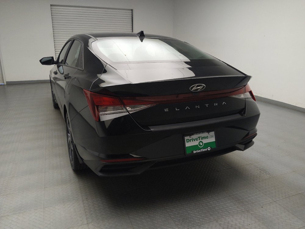 Used 2023 Hyundai Elantra SEL w/ Convenience Package FWD image 6