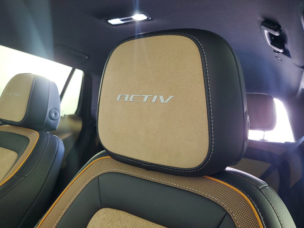 New 2026 Chevrolet Equinox ACTIV FWD image 32