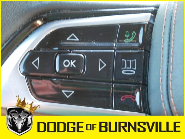 Used 2023 Jeep Grand Cherokee L Summit AWD/4WD image 28