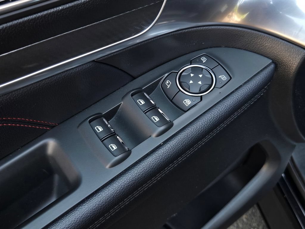 Used 2018 Ford Explorer Sport w/ Equipment Group 401A AWD/4WD image 12
