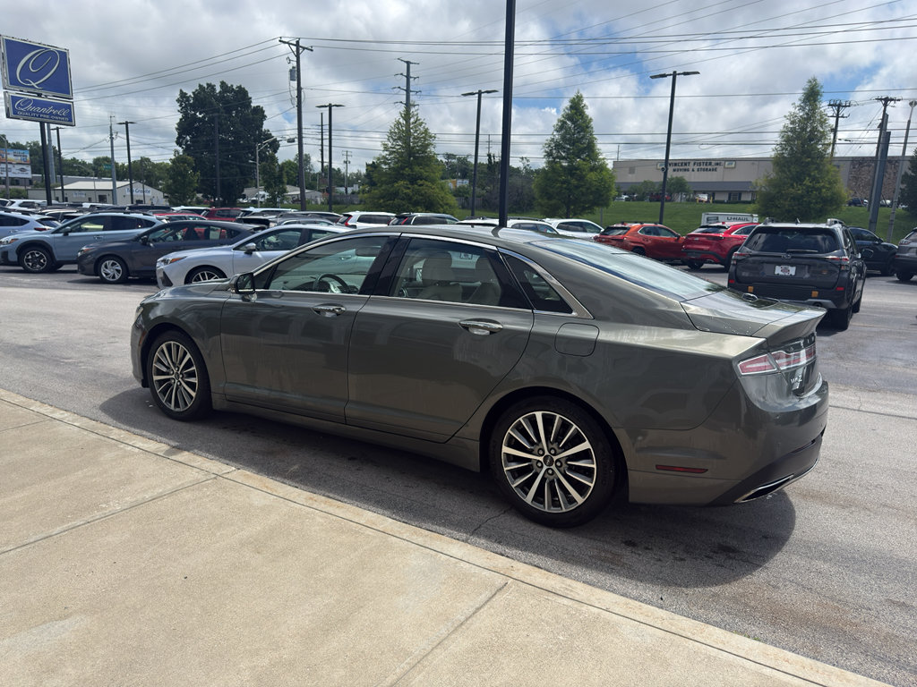 Used 2017 Lincoln MKZ Select FWD image 5
