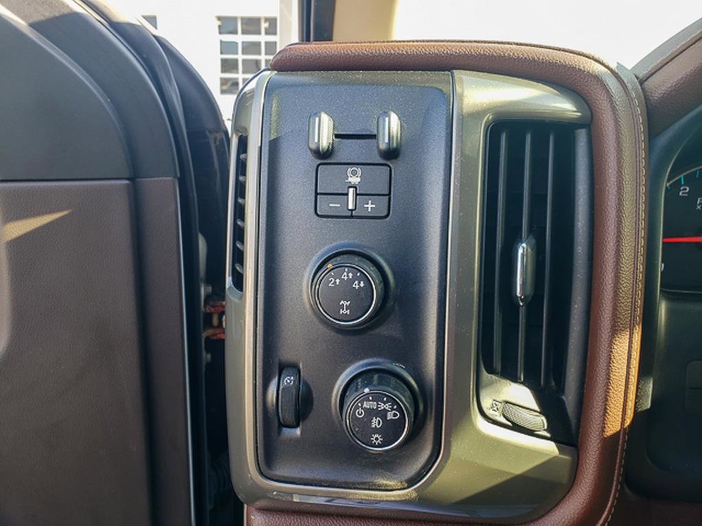Used 2015 Chevrolet Silverado 3500 High Country w/ Duramax Plus Package image 13