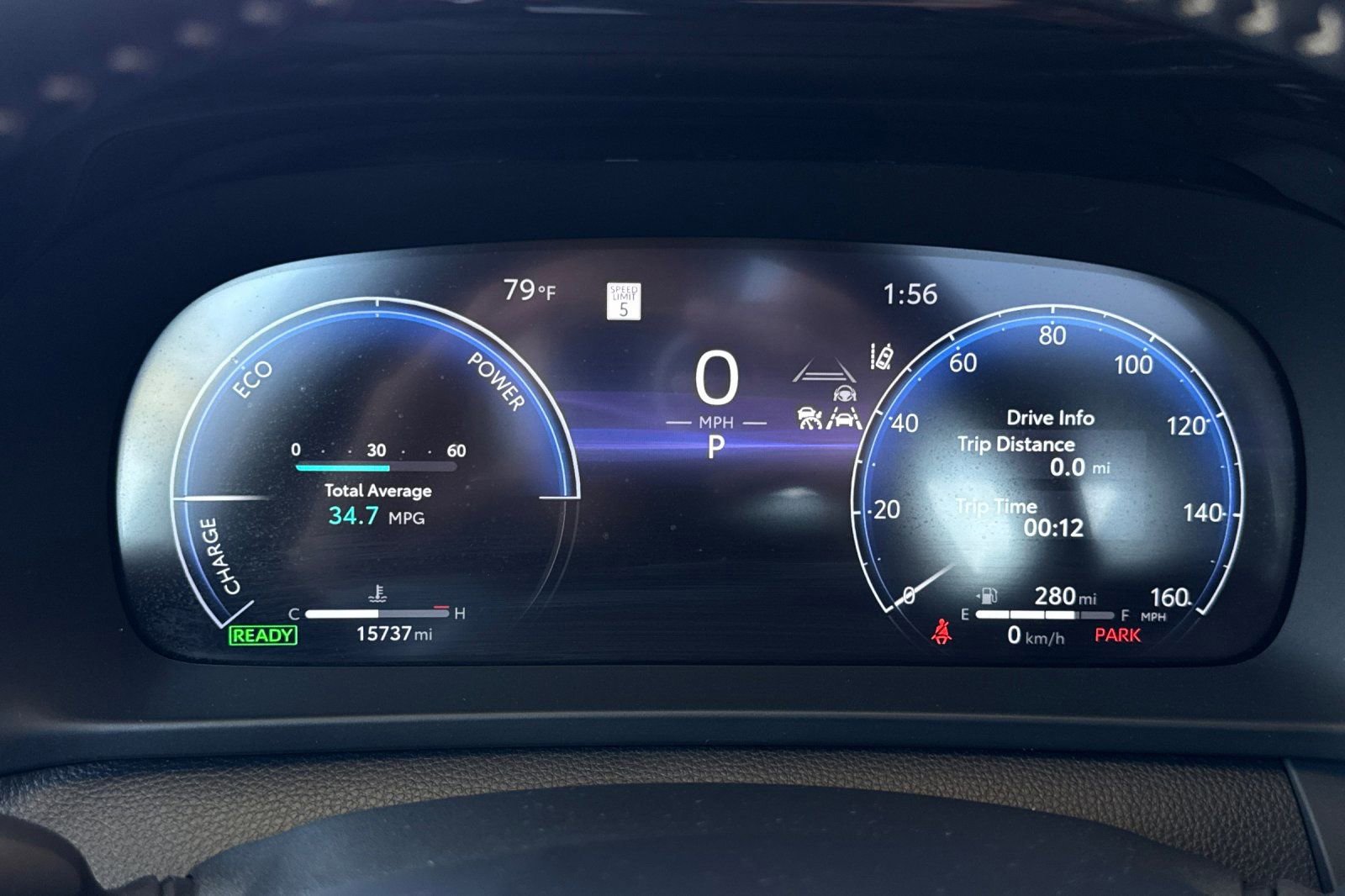 Used 2025 Toyota Crown XLE w/ Carpet Mat Package (TMS) image 25