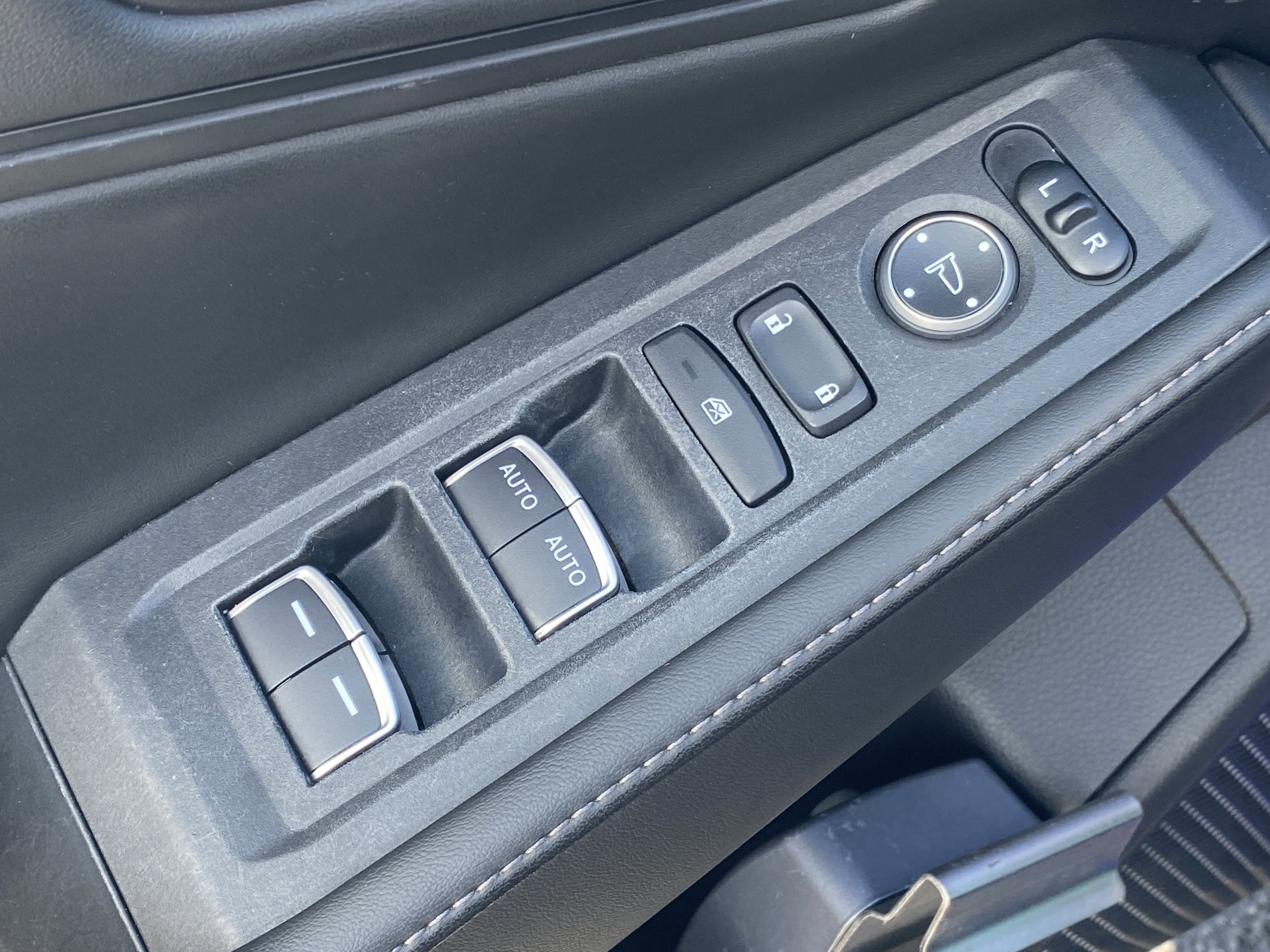 Certified 2025 Honda Accord Sport image 17