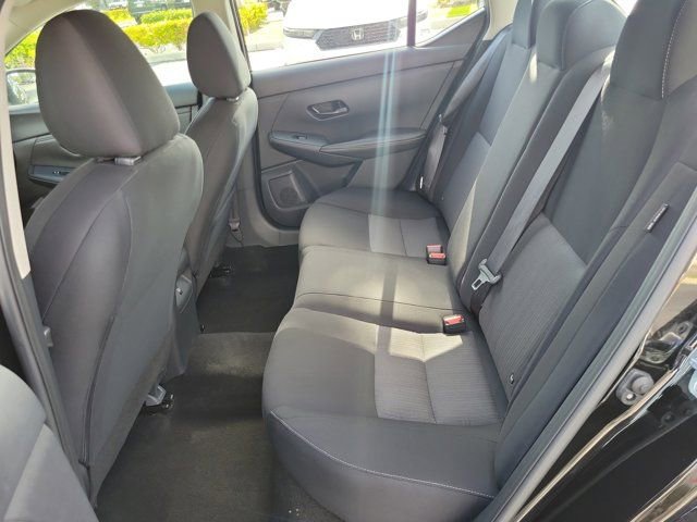 Used 2025 Nissan Sentra SV image 9