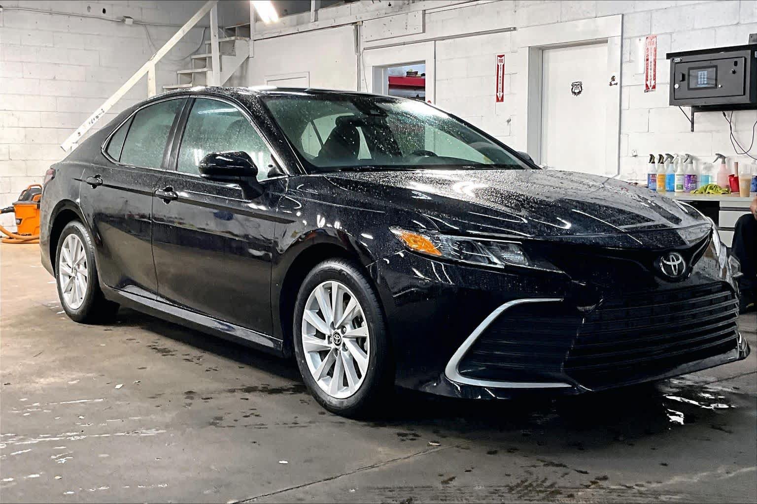 Used 2024 Toyota Camry LE FWD image 3