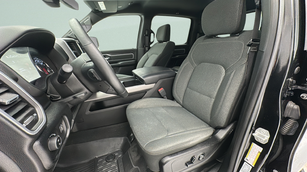 Used 2020 RAM 1500 Big Horn AWD/4WD image 16