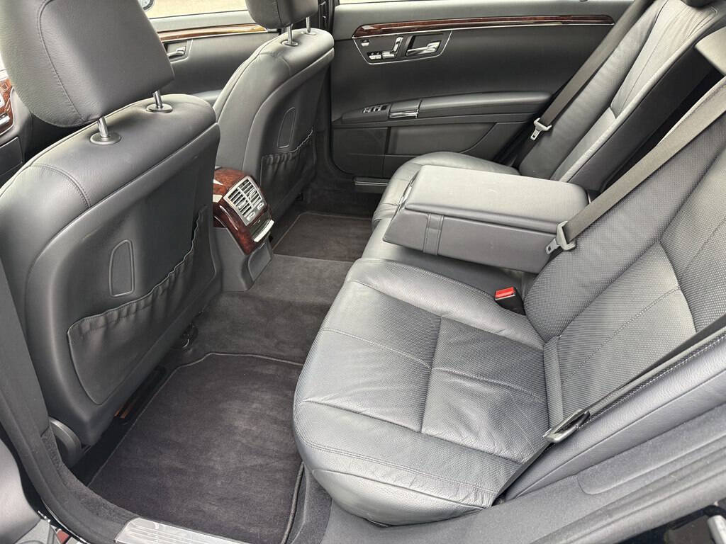 Used 2007 Mercedes-Benz S 550 image 19