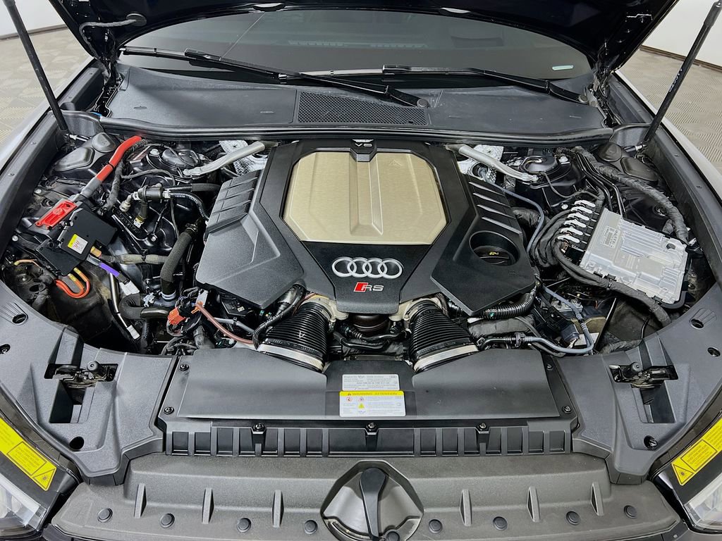 Used 2022 Audi RS 6 image 32