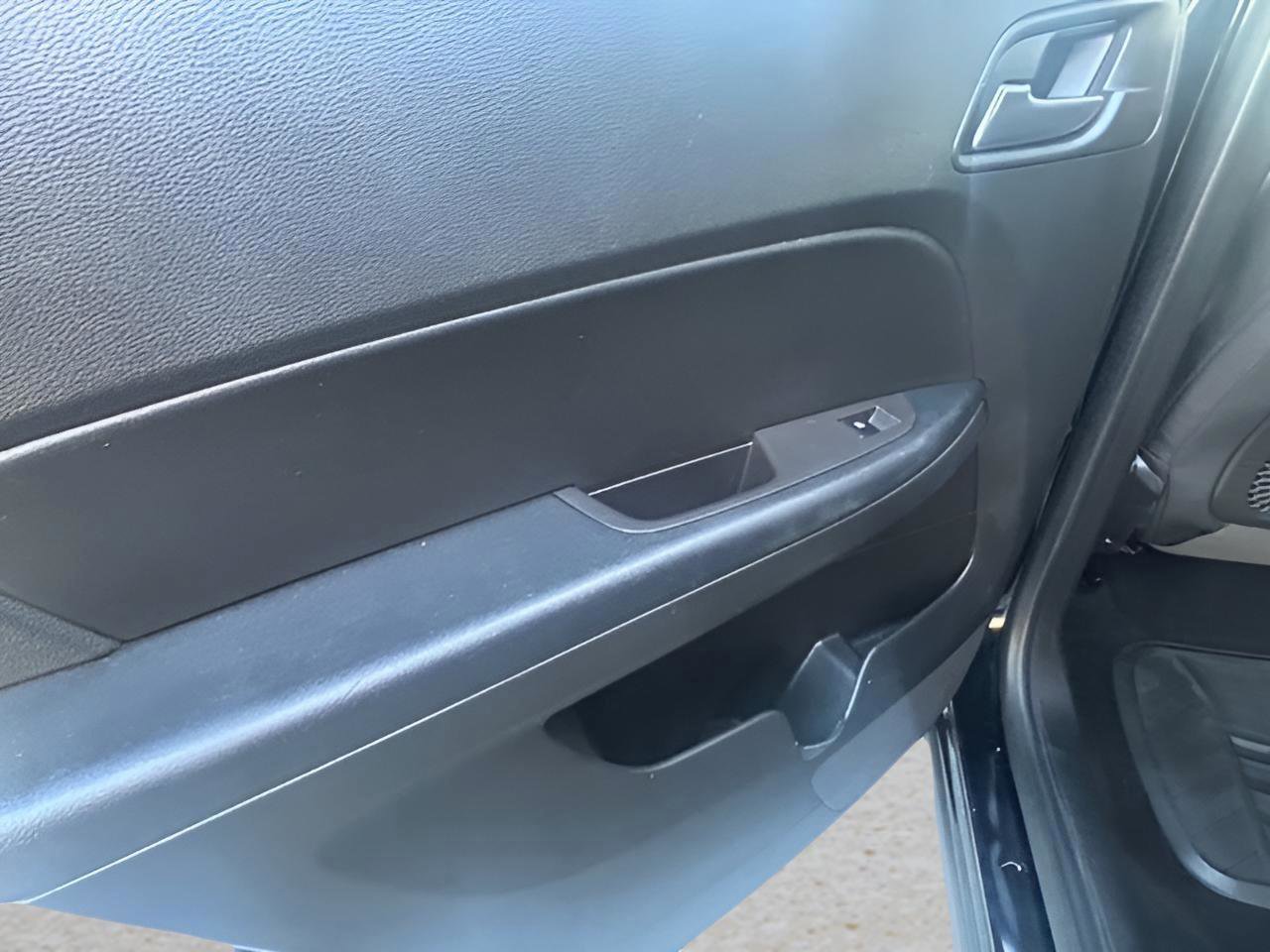 Used 2016 GMC Terrain SLE image 9