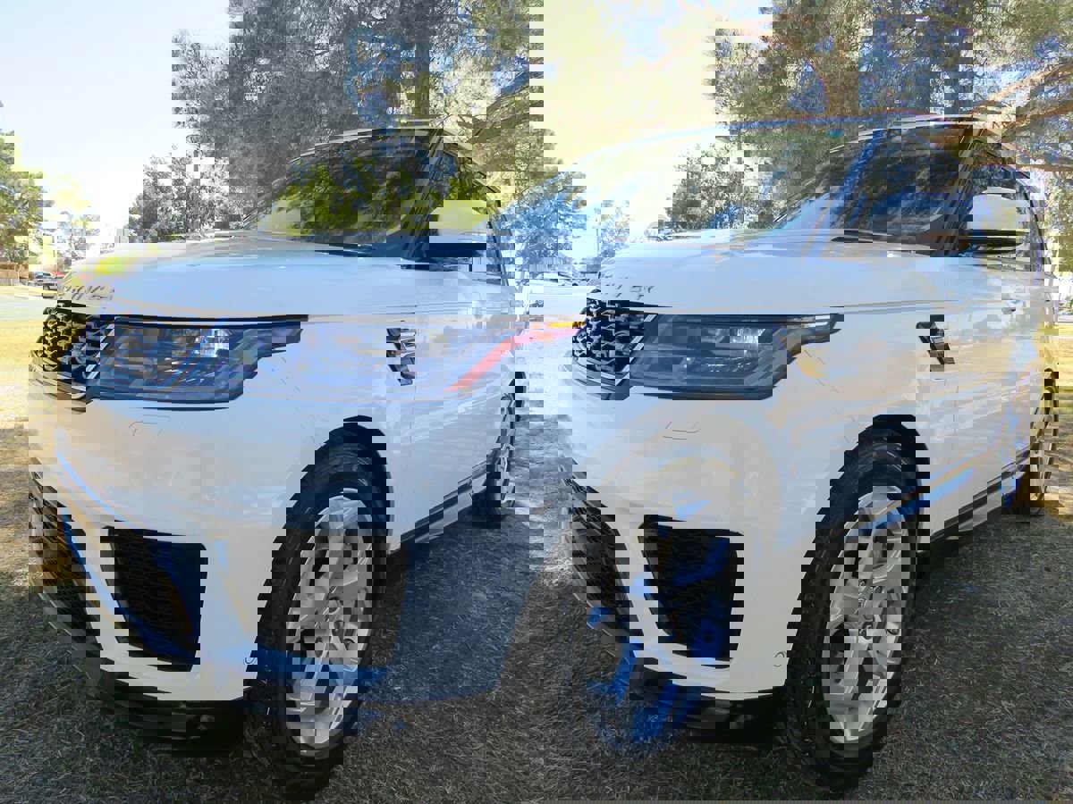 Used 2020 Land Rover Range Rover Sport HSE AWD/4WD image 2