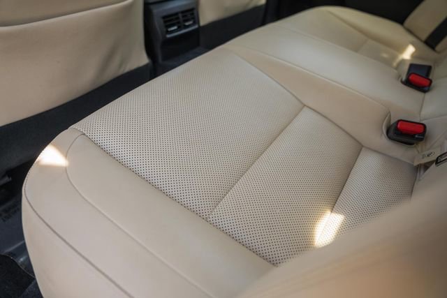 Used 2014 Lexus IS 250 RWD image 33