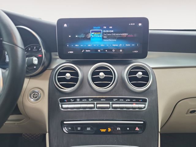 Used 2022 Mercedes-Benz GLC 300 4MATIC image 15