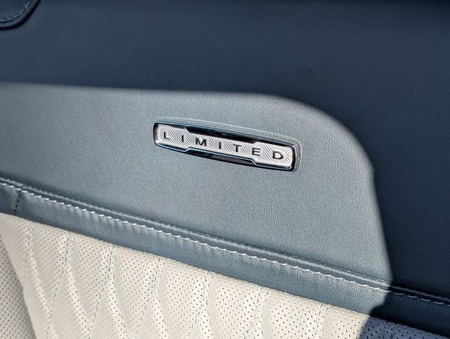 Used 2024 Ford F250 Limited image 24