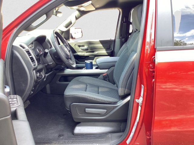 New 2026 RAM 1500 Express AWD/4WD image 9