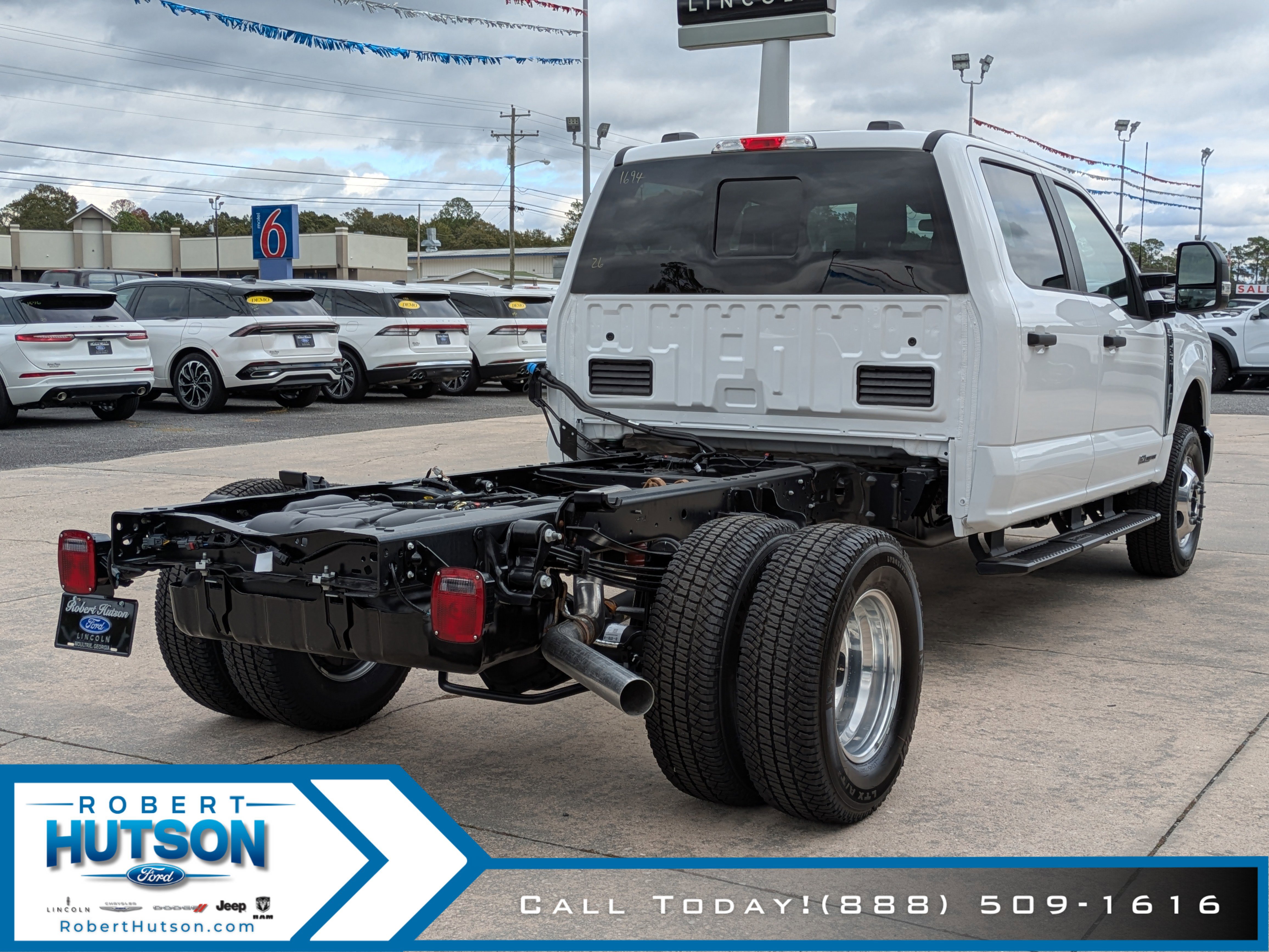 New 2026 Ford F350 XL w/ XL Chrome Package image 6