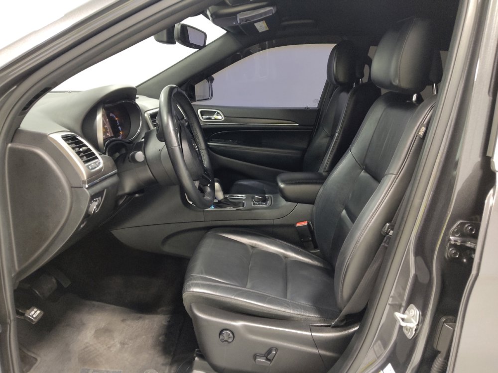 Used 2018 Jeep Grand Cherokee Limited image 17