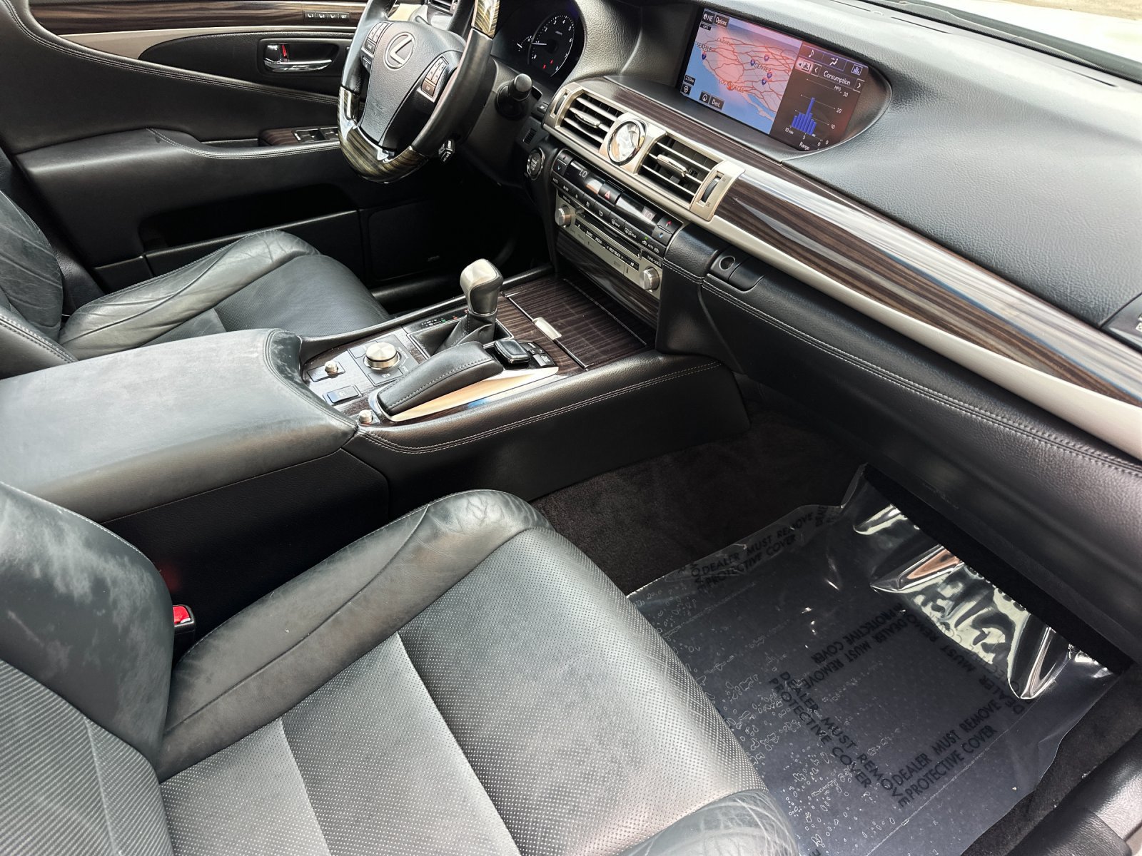 Used 2015 Lexus LS 460 w/ Comfort Package RWD image 19