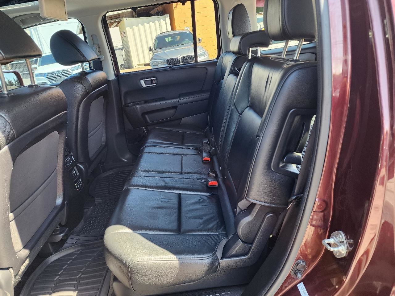 Used 2012 Honda Pilot Touring image 24