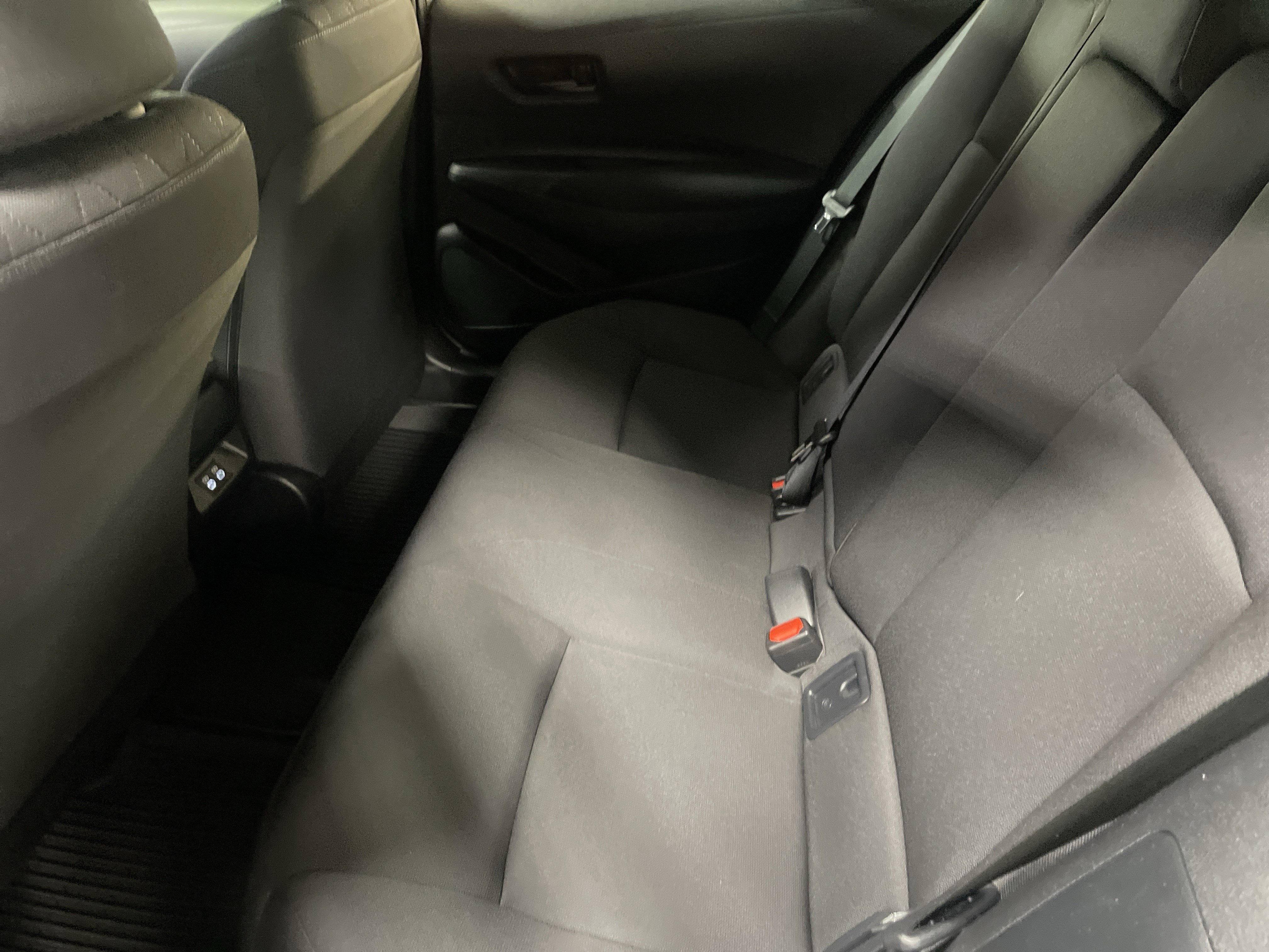 Used 2025 Toyota Corolla LE image 30